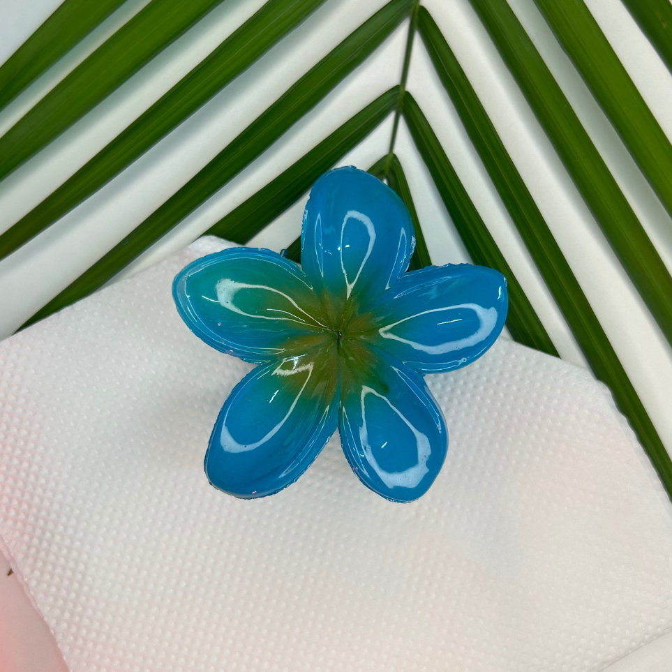 Tulip Claw Clip - Blue