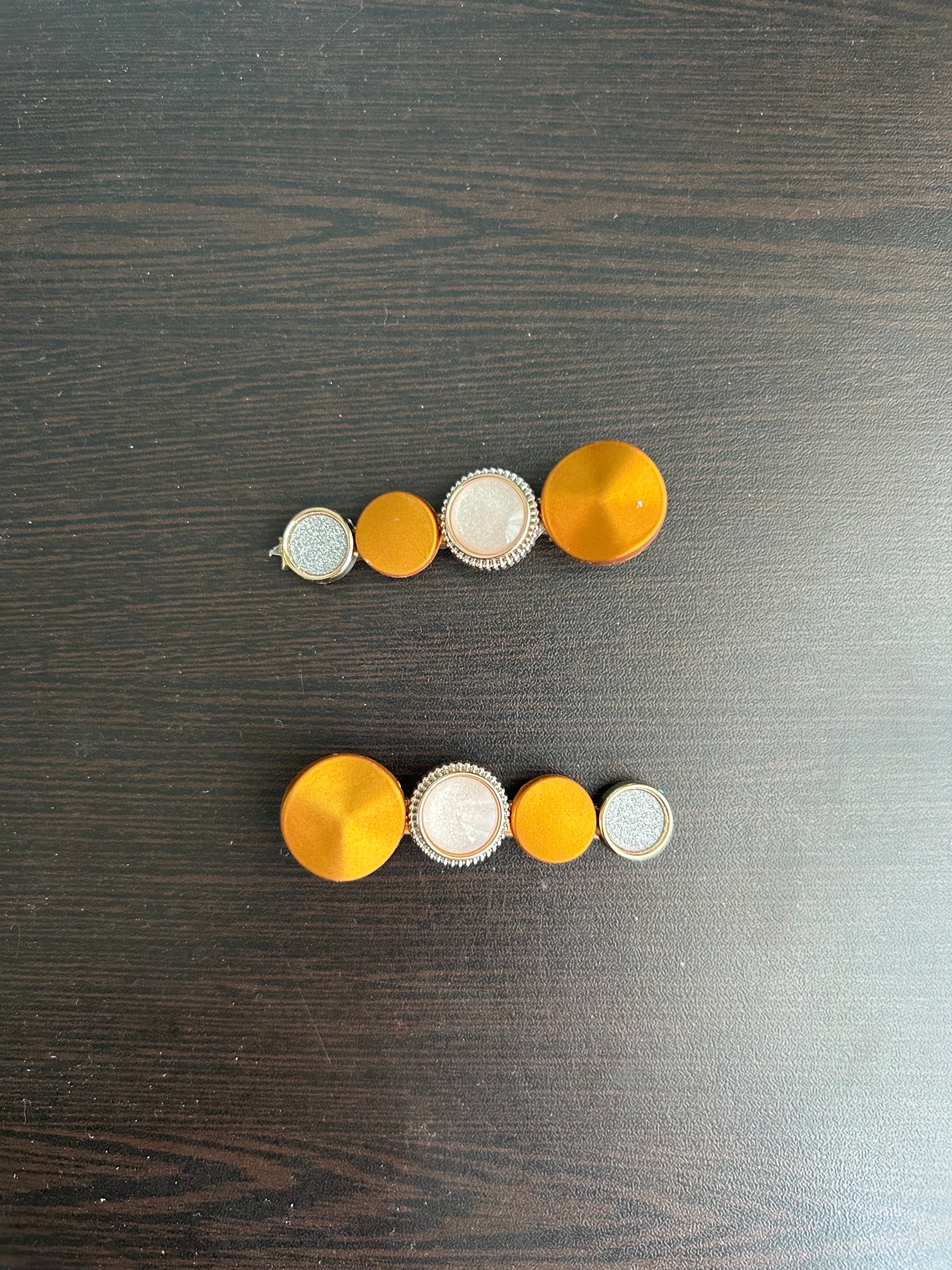 Circle Hair Clips - Golden