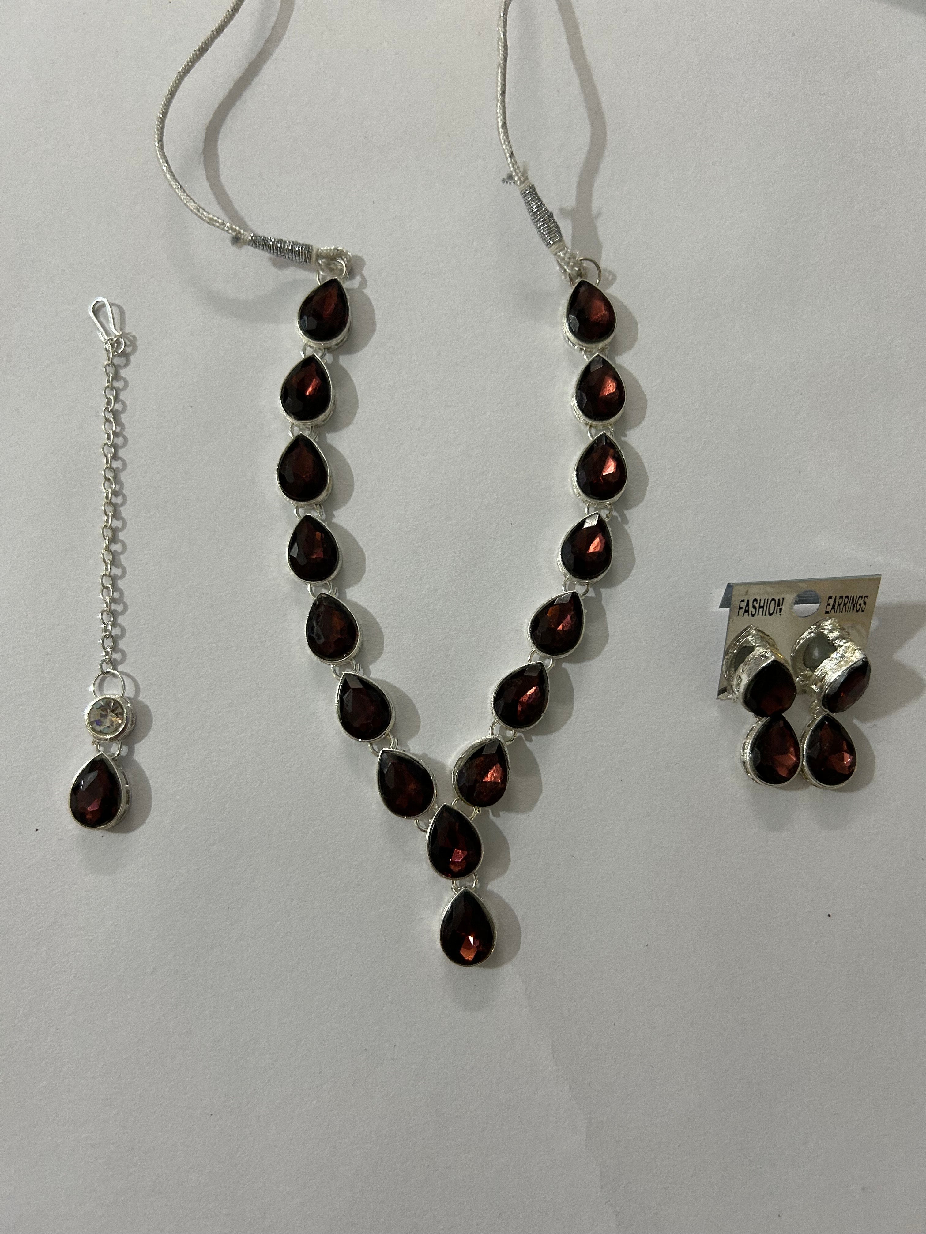 Ethnic Necklace Set - Maroon
