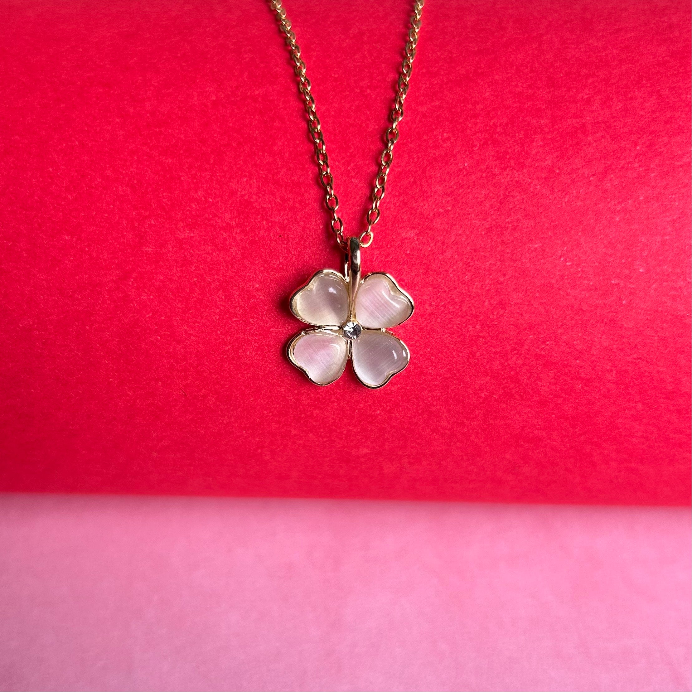 Clover Pendant Set