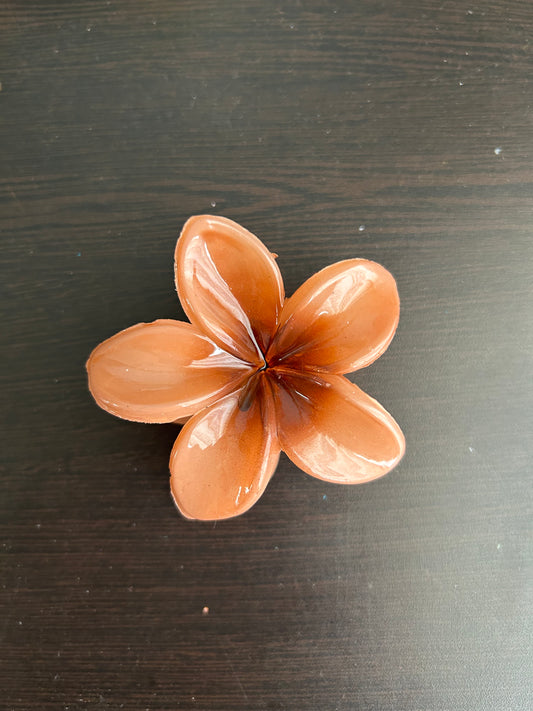 Tulip Claw Clip - Brown